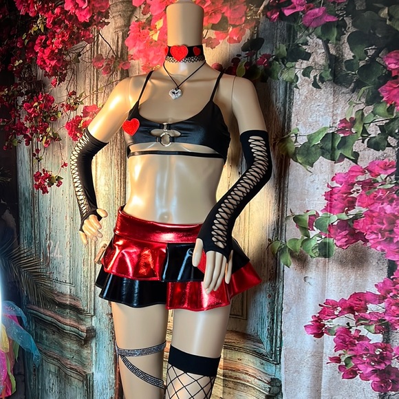 Queen of Hearts Rave mini skirt - Picture 8 of 14